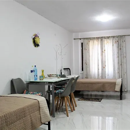 Sissy By The Sea Apartamento