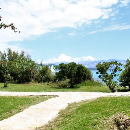 Sissy By The Sea Nikiana