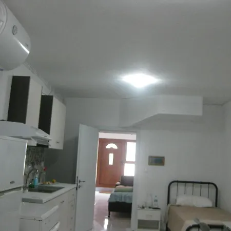 Sissy By The Sea Nikiana