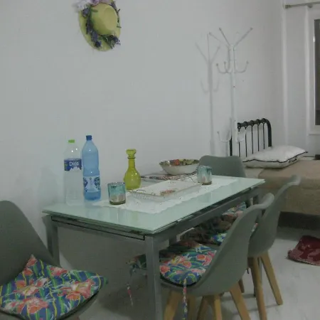 Sissy By The Sea Appartement Nikiana