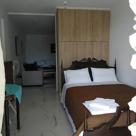 Apartamento Sissy By The Sea Nikiana