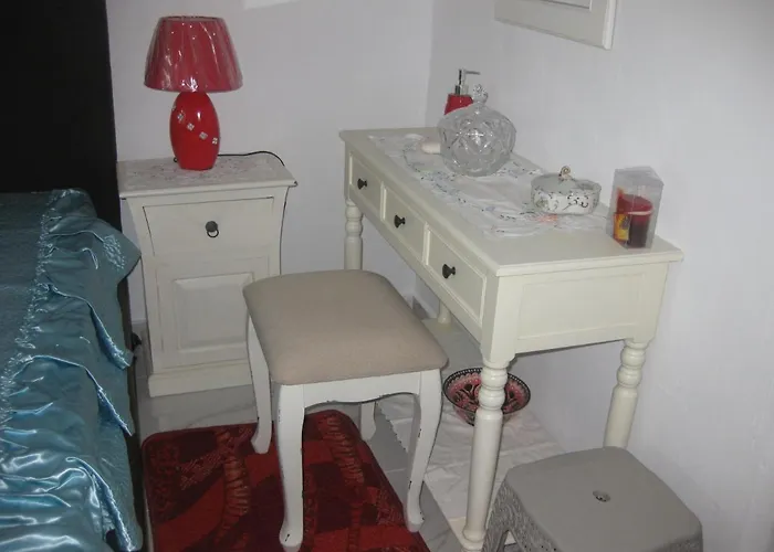 Sissy By The Sea * 니키아나